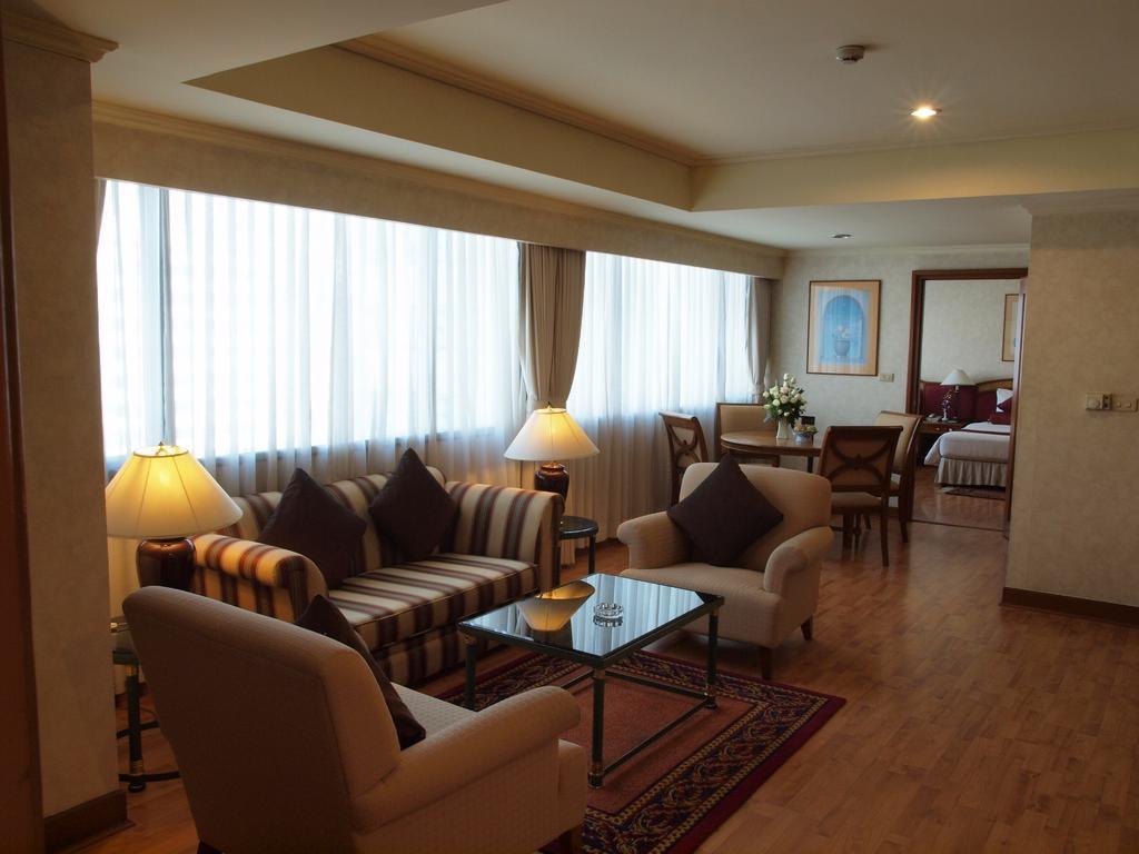 Rembrandt Suites 방콕 외부 사진