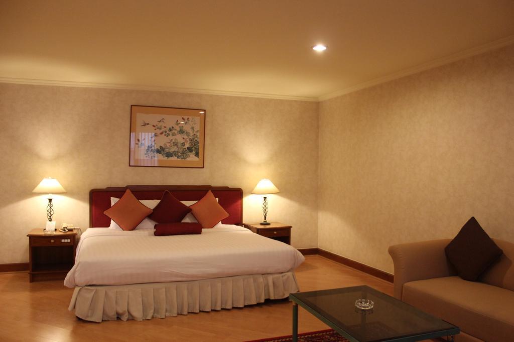 Rembrandt Suites 방콕 외부 사진